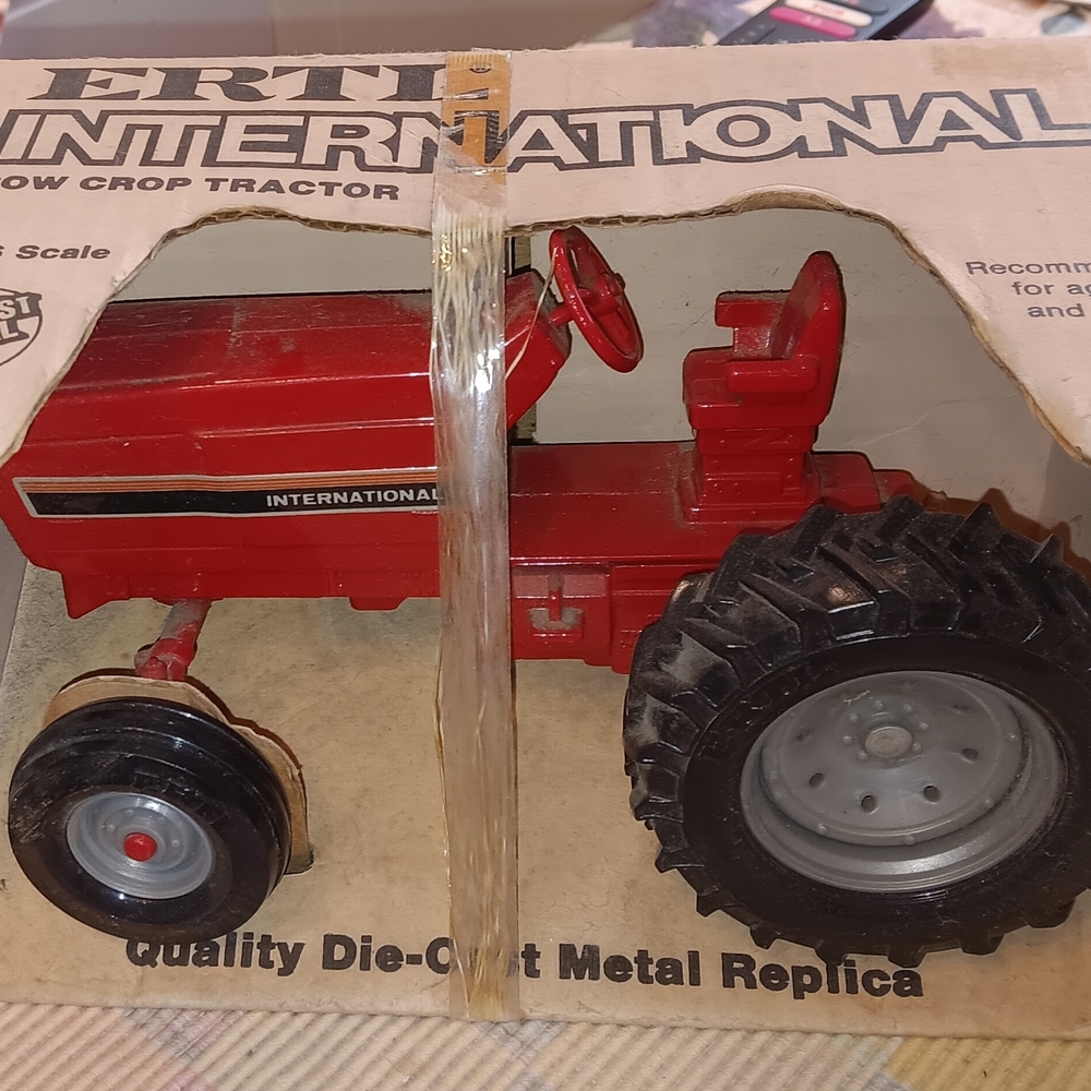 26 International Red Toy Tractor